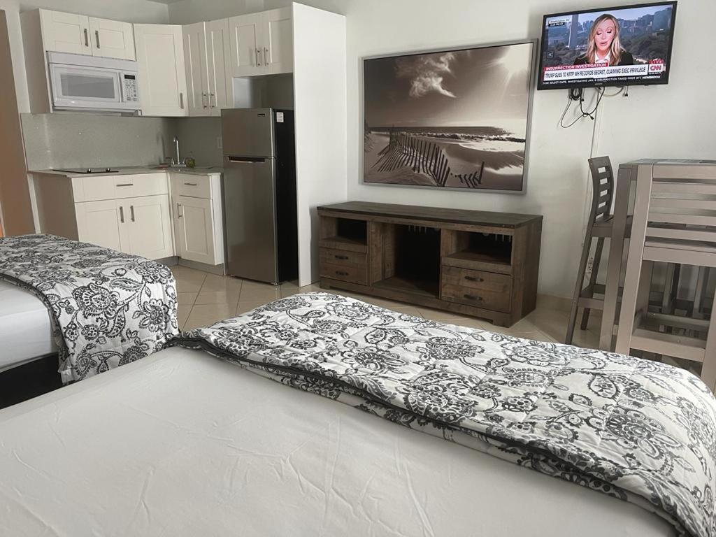 Beachfront Studios Casablanca Rentals Μαϊάμι Μπιτς Εξωτερικό φωτογραφία