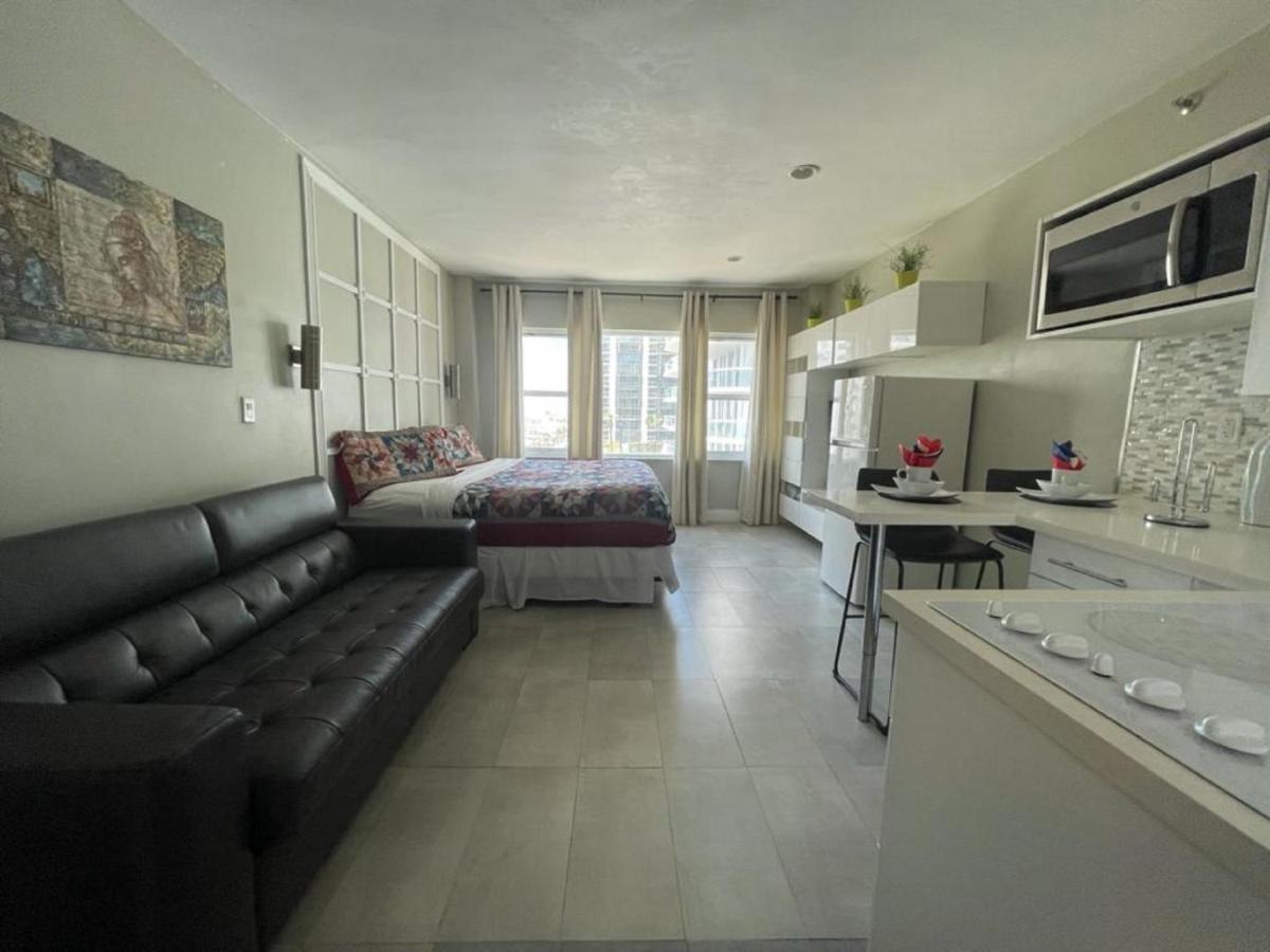 Beachfront Studios Casablanca Rentals Μαϊάμι Μπιτς Εξωτερικό φωτογραφία